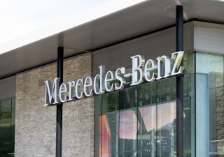 Poprvé na tuzemském trhu realit. Globální investor LCN Capital Partners koupil showroomy Mercedesu