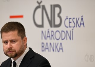 Aleš Michl, guvernér České národní banky, má v rukou růst ekonomiky. Zatím neselhává