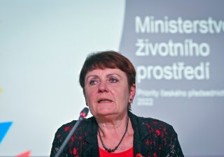 Anna Hubáčková, KDU-ČSL, ministryně životního prostředí v demisi