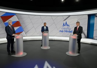 Poslední televizní debata mezi Petrem Pavlem a Andrejem Babišem (vpravo).