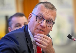 Bývalý viceguvernér ČNB Marek Mora bude od dubna náměstkem ministra financí Zbyňka Stanjury.