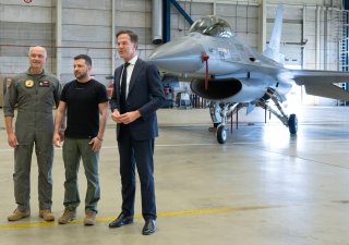 Ukrajina dostane nizozemské a dánské F-16