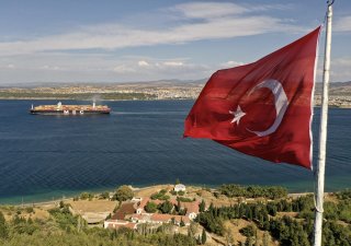 Průliv Dardanely v Egejském moři (ilustrační foto)