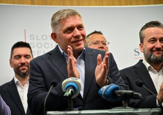 Liberální zázrak se nekoná, píše rakouská tisková agentura APA k výsledkům slovenských voleb, v nichž zvítězila Strana Směr-SD expremiéra Roberta Fica