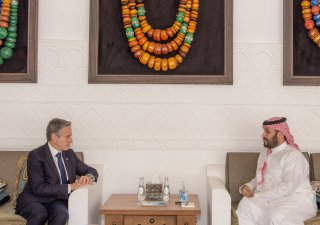 Americký ministr zahraničí Antony Blinken a korunní princ Saúdské Arábie Muhammad bin Salmán