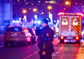 V pražské filozofické fakultě se střílelo, na místě jsou mrtví a zranění