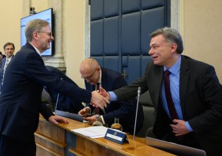 Premiér Petr Fiala (ODS) a bývalý ministr spravedlnosti Pavel Blažek (ODS)