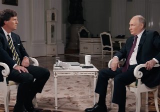 Putin v rozhovoru s Carlsonem řekl, že Rusko nemá žádní zájem napadnout Polsko nebo Lotyšsko