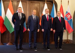 Premiéři zemí V4 - Robert Fico, Donald Tusk, Petr Fiala, Viktor Orbán
