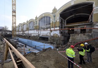 Prohlídka staveniště při příležitosti výročí dvou let od zahájení rekonstrukce Průmyslového paláce na Výstavišti Praha, 6. března 2024.