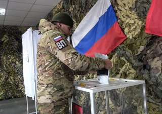Ruské prezidentské volby jsou na okupovaných územích neplatné, uvedl Kyjev