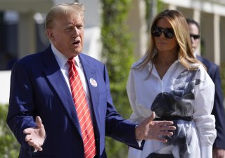 Bývalý americký prezident Donald Trump se svou manželkou Melanií