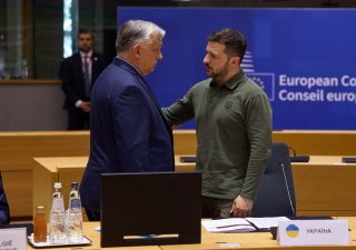 Maďarský premiér Viktor Orbán a ukrajinský prezident Volodymyr Zelenský