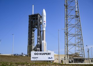 Amazon vypustila na oběžnou dráhu první várku svých internetových družic Kuiper