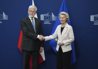 Český prezident Petr Pavel a šéfka Evropské komise Ursula Von der Leyenová