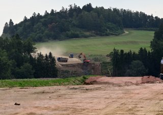 Dálnice D6, úsek Knínice - Bošov