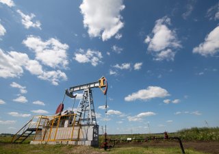 Ruský ropný průmysl pod tlakem: v říjnu zmizely miliardy z exportu