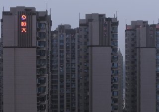 Akcie developera Evergrande byly definitivně staženy z hongkongské burzy
