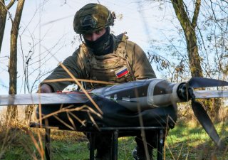 Ruský voják s dronem