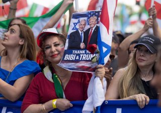 Demokraté tvrdě útočí na Trumpa kvůli Íránu