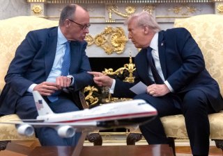 Spor mezi Trumpem a Merzem sílí