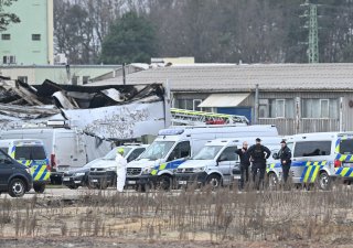 Požár haly v Pardubicích může být teroristický čin