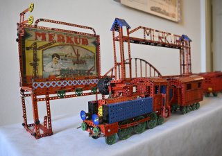 Stavebnice Merkur se představuje na zámku
