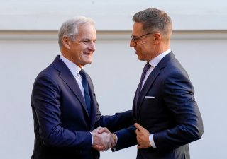 Finský prezident Alexander Stubb a norský premiér Jonas Gahr Störe