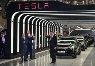 Otevření Tesla Factory