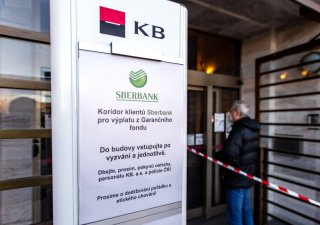 Výplata klientů Sberbank v pobočkách KB