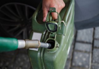 Ceny pohonných hmot letí vzhůru