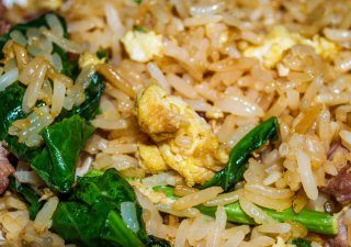 Čínský youtuber pobouřil internet receptem na smaženou rýži