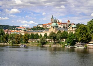 Agentura Moody's zlepšila výhled ratingu Česka