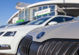 Rostoucí prodeje a dražší auta vytáhla zisk Škody Auto o třetinu