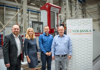 Jiří Ferenc (majitel Fermat CZ), Tomáš Slavík (CFO Fermat CZ), Hana Husenicová (VÚB banka), Petr Luzar (VÚB banka)