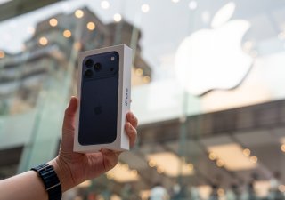 Prodej iPhone 17 odstartoval