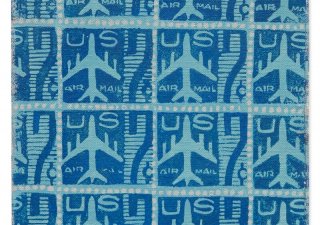 Součástí prodeje sbírky rozvádějícího se páru Macklowových byl i obraz Andyho Warhola Blue Airmail Stamps, který byl prodán za 1,32 milionu dolarů.