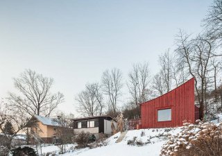 Chatku nad Sušicí navrhli architekti ze studia Byró.