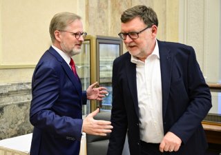 Český premiér Petr Fiala a ministr financí Zbyněk Stanjura