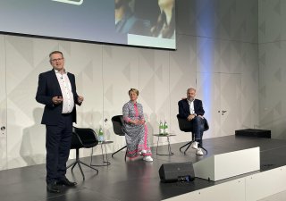 Peter Goldschmidt, generální ředitel firmy Stada (vlevo)