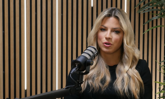 Modeátorka Eva Perkausová