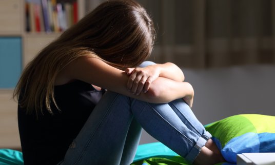 V Česku obrovsky narostl problém s duševním zdraví dětí a dospívajících