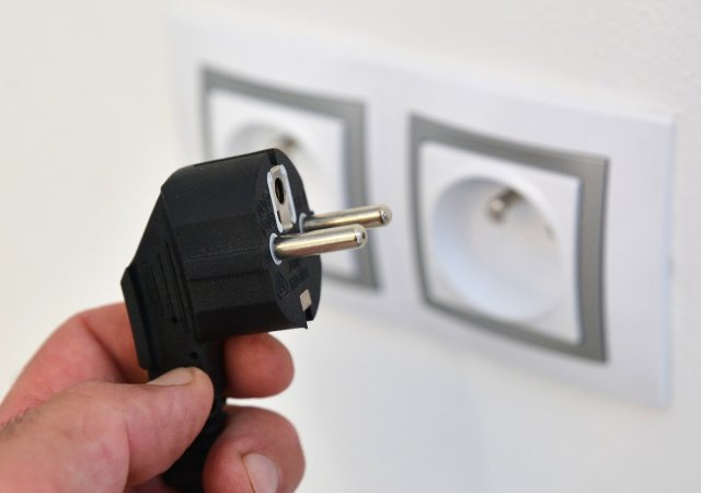 Ceny energií půjdou dolů. ČEZ zlevní elektřinu a plyn