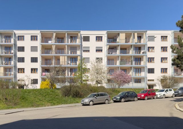 Revitalizace bytového domu ve Strašnicích