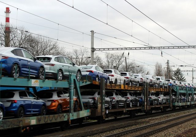 Miliardové zakázky na železnici