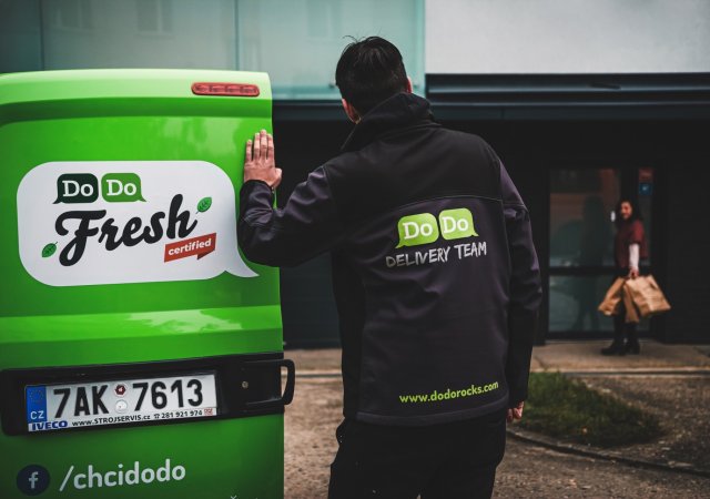 Křetínský a Tkáč investují 1,5 miliardy do logistického start-upu DoDo