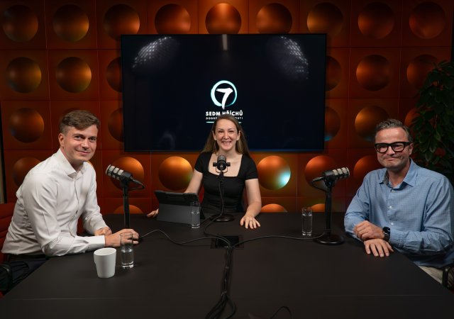 Jak bojovat s hazardem neboli gamblingem v rozvinuté svobodné společnosti, mluvila v nejnovější epizodě podcastu Sedm hříchů dobré společnosti moderátorka Sara Polak s Václavem Sochorem z Tipsportu a Janem Řeholou z Institutu pro regulaci hazardních her.