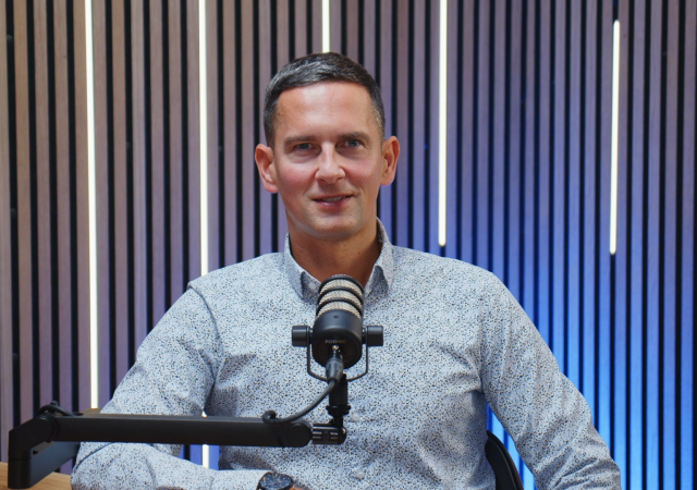 Španělé vás do svého byznysu jen tak nepustí. Když ale získáte jejich důvěru, vznikají pevné vztahy, říká realitní insider Tomáš Kaplan