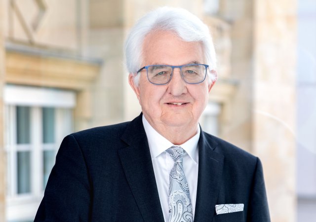 Guvernér rakouské centrální banky Robert Holzmann