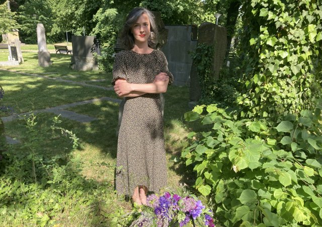 Autorka Nela Keroušová u kytic a věnců volí cestu udržitelnosti.